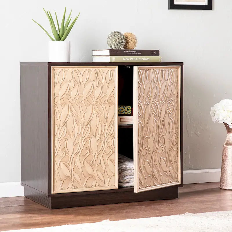Madia Elinda in legno marrone stile transizionale