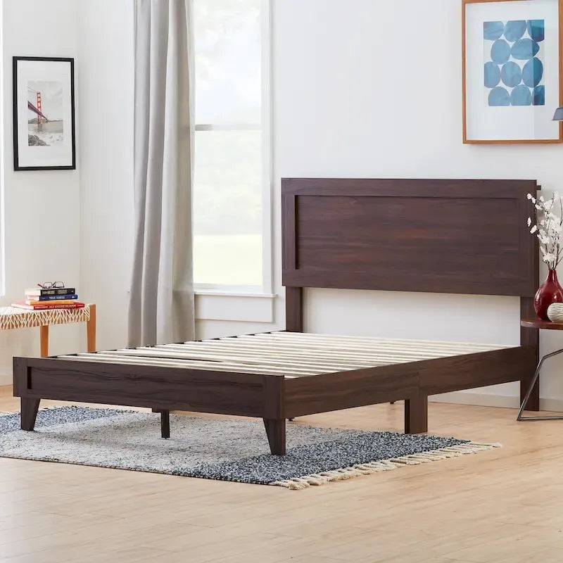 Letto a piattaforma classico in legno