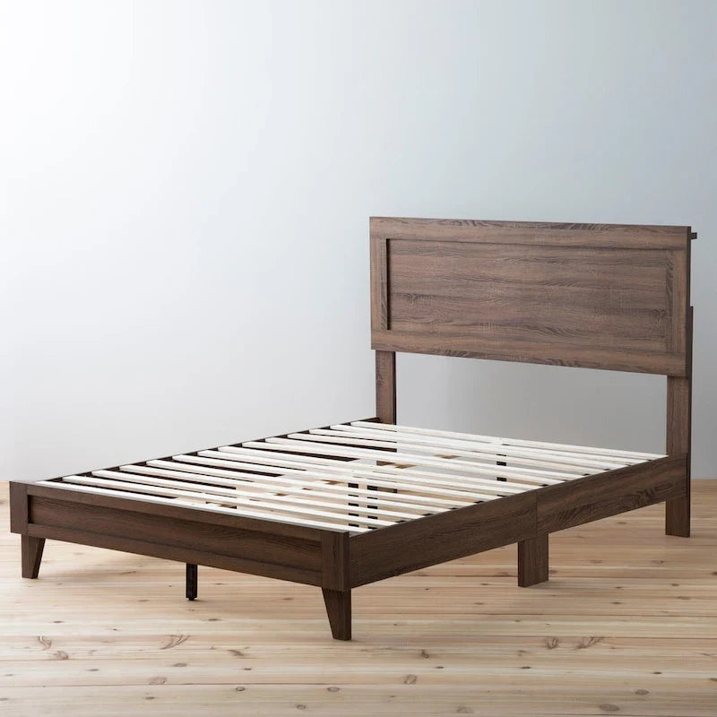 Letto a piattaforma classico in legno