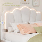 Set Camera da Letto 2 Pezzi Dimensione Matrimoniale, Letto a Piattaforma a Forma di Fiore Rivestito in Tessuto Sherpa con Luci LED e Pouf Contenitore