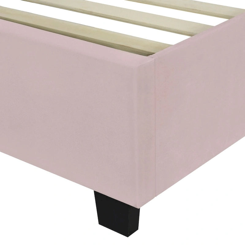 Letto a piattaforma in velluto imbottito di grandi dimensioni con testiera grande, mobili da camera da letto