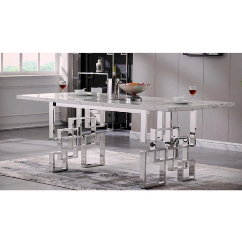 Tavolo da pranzo da 78 pollici in finto marmo con base geometrica in metallo