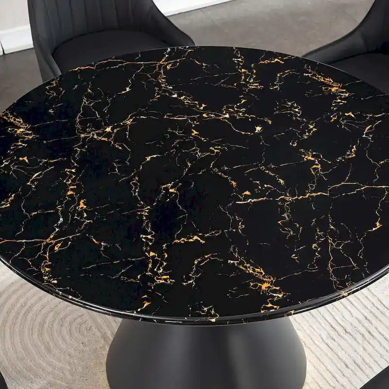 Tavolo da pranzo rotondo in MDF stampato effetto marmo nero, base colonnare nera con anello dorato (sedie escluse)